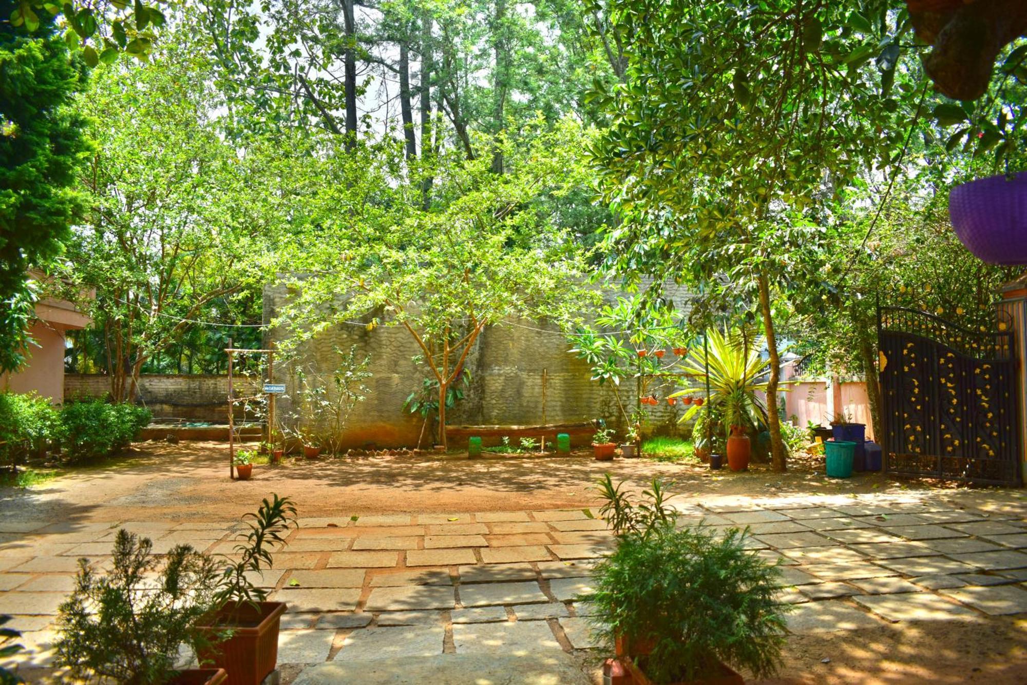 Jains Royal Palace Resorts Yelagiri Exterior photo