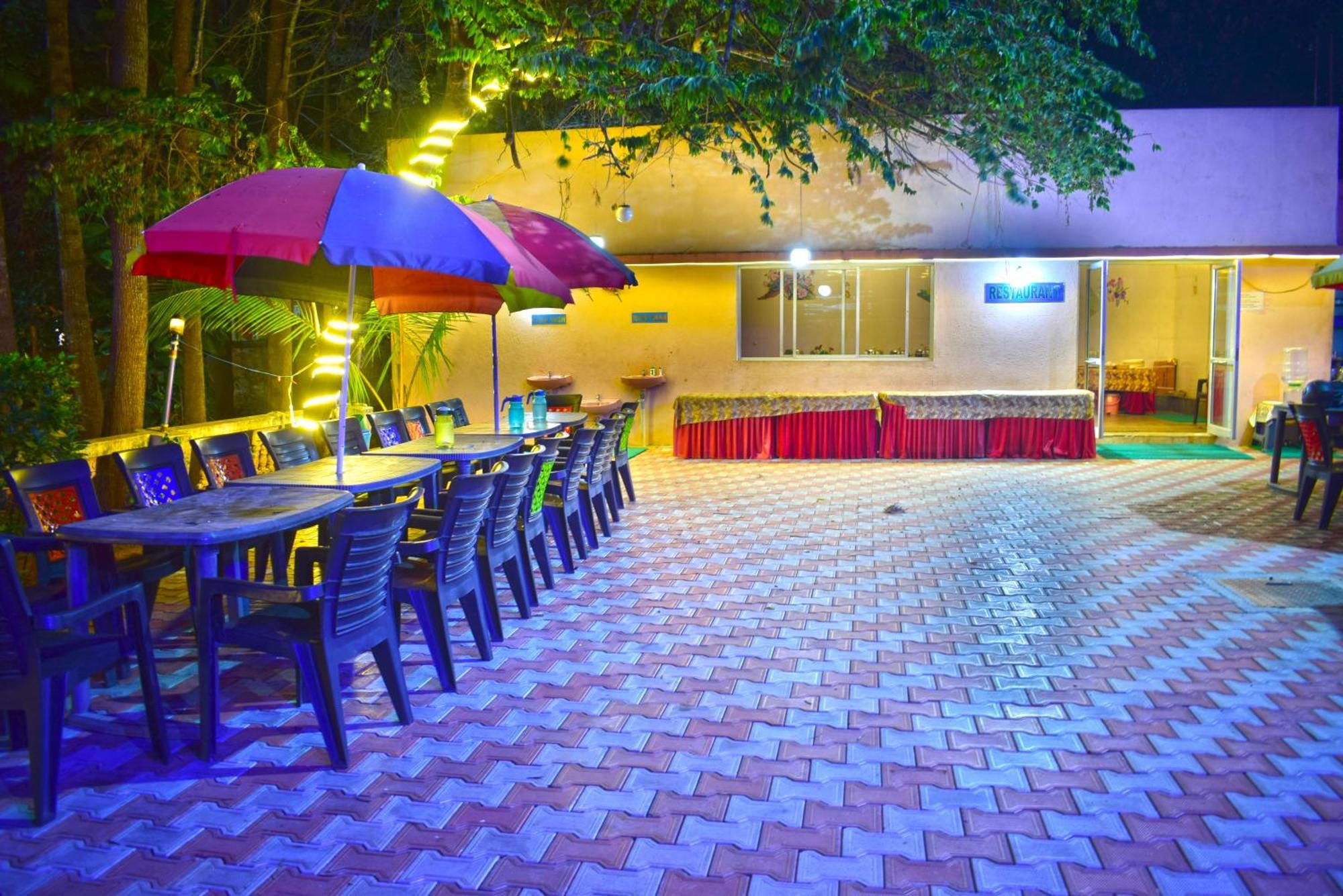 Jains Royal Palace Resorts Yelagiri Exterior photo